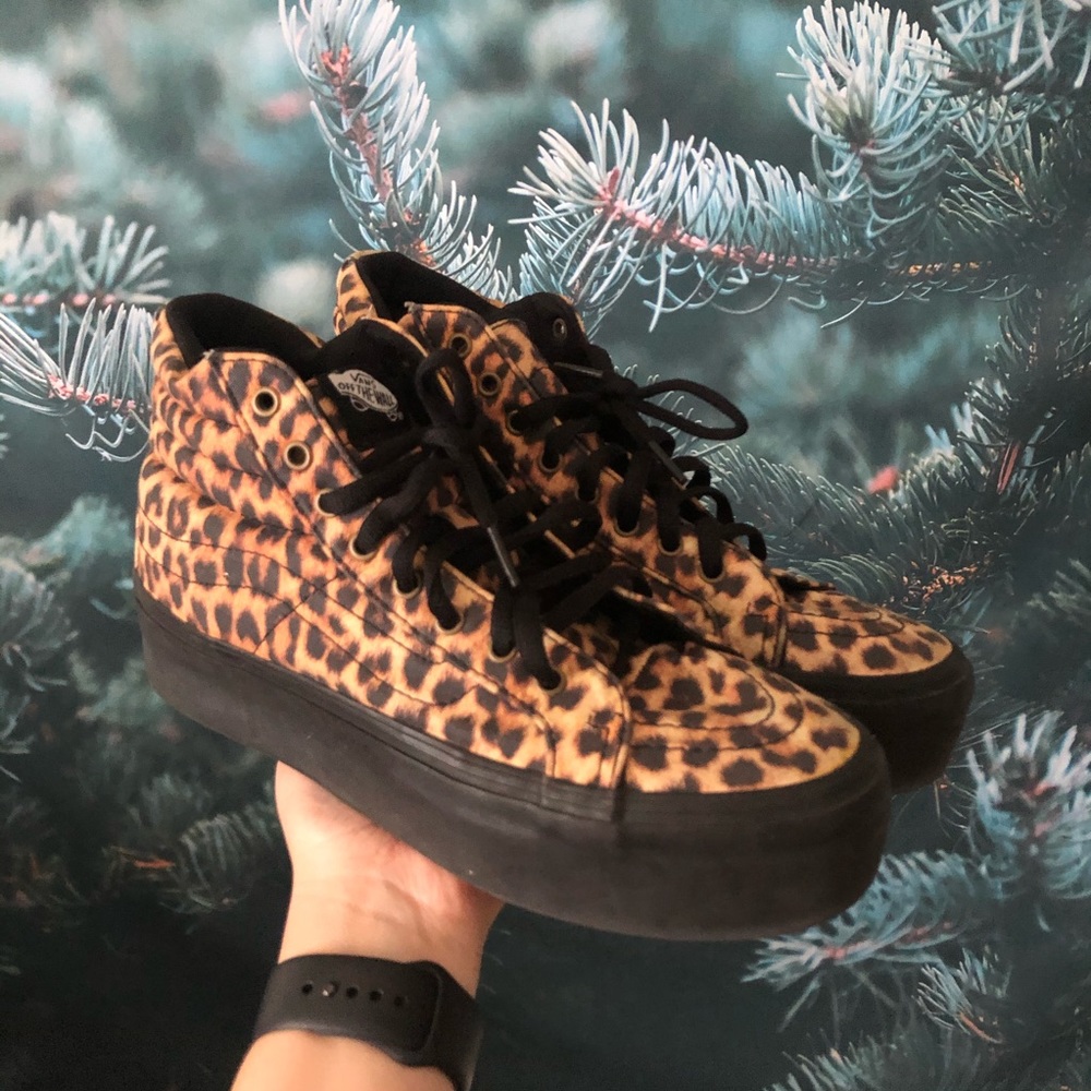 Vans Hi Top Skate Platform Size 9